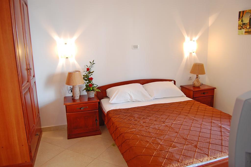 Vila Maslina Guesthouse Budva Rom bilde